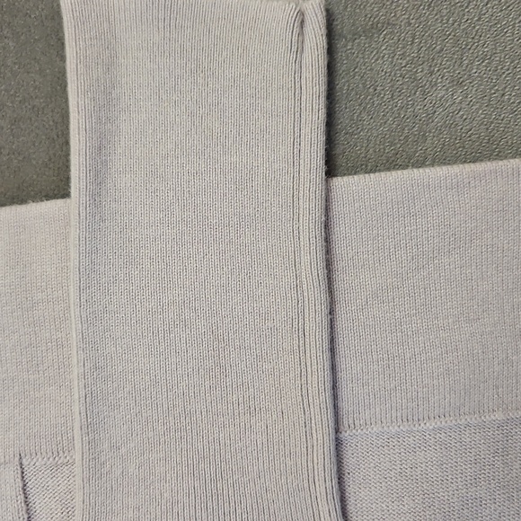 Vera Wang Lightweight Purple Cardigan. Woman's Sz: XS - Picture 8 of 8